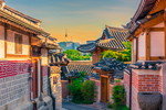 韓国の街の狭い路地。