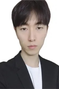 申 金容 先生