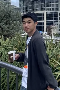 パク サンホ先生