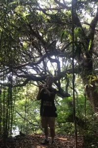 高 泰雄 先生