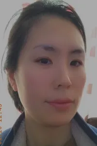 張 殷英 先生